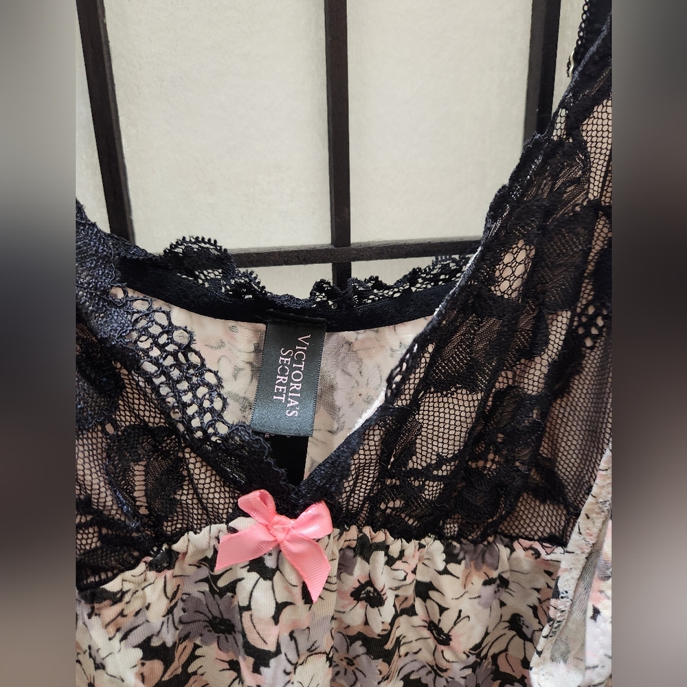 VS Intimates 2pcs - Picture 3 of 5